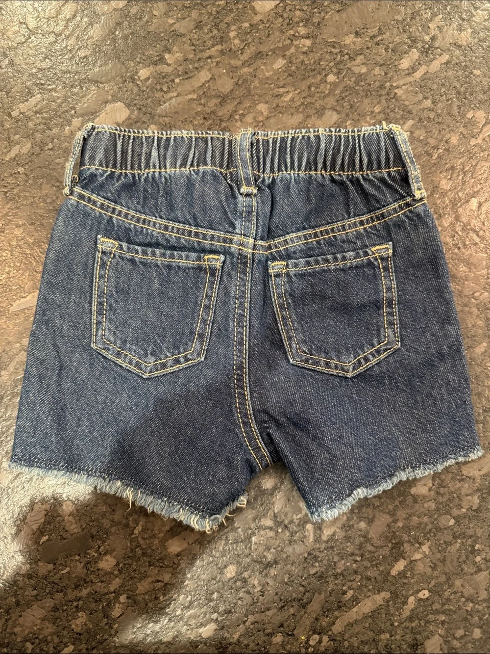 NWOT Toddler Dark Wash Denim Daisy Embroidered Shorts, size 2T